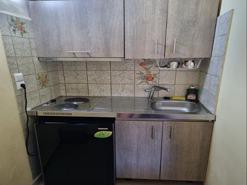 vana-studios-tasos-16