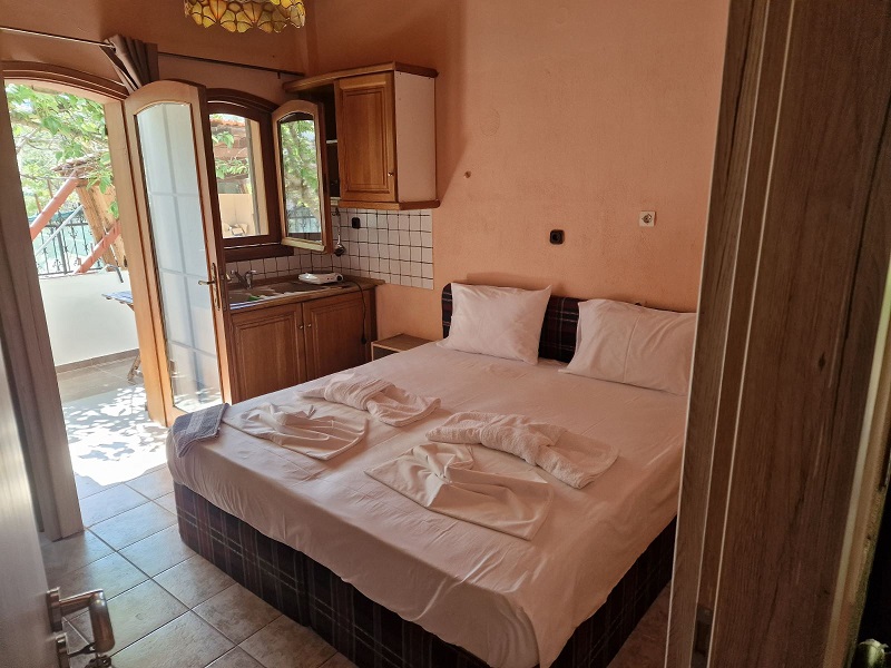 vana-studios-tasos-7