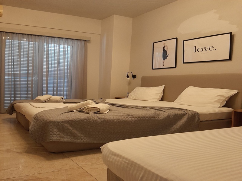 hotel-celestial-blue-lutra-mayak-tours-31-scaled