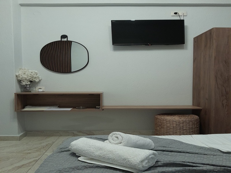 hotel-celestial-blue-lutra-mayak-tours-32-scaled