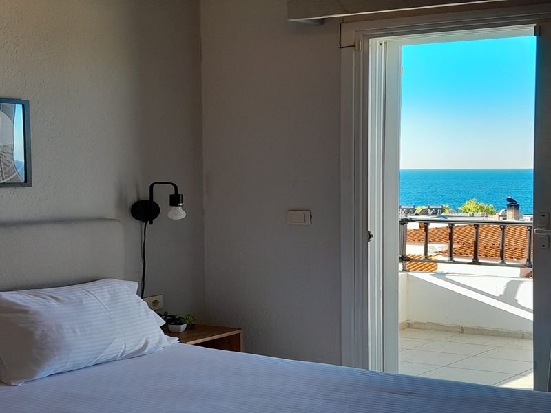 hotel-celestial-blue-lutra-mayak-tours-36-scaled