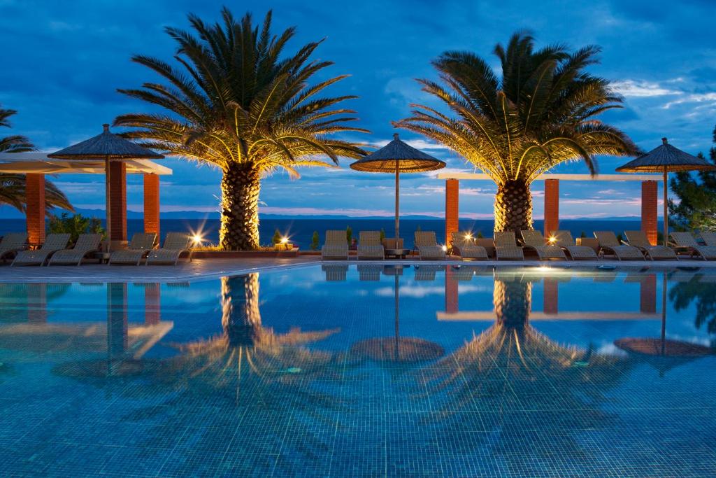 Alexandra Beach Hotel